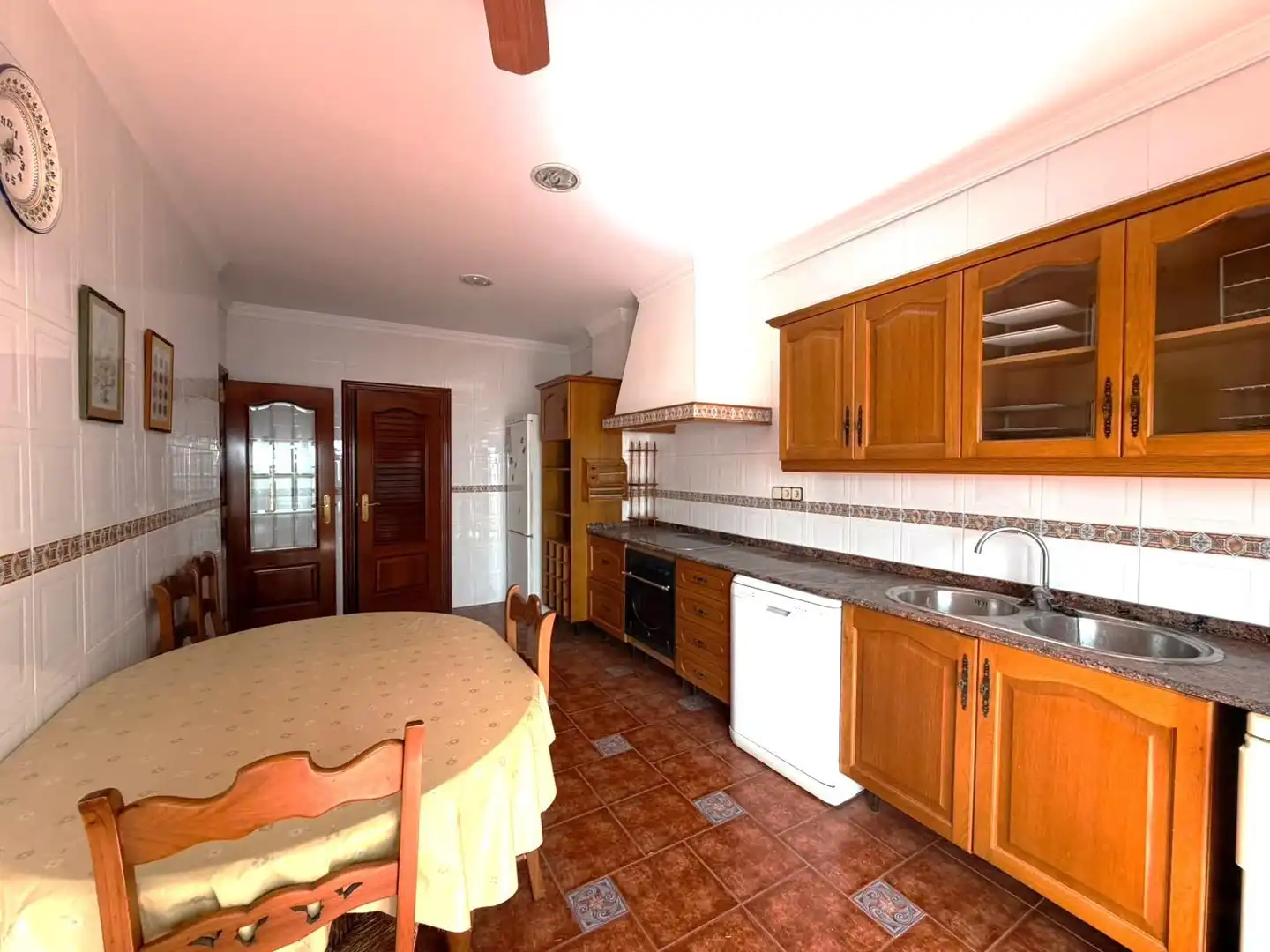 Kitchen of Houses for rent in Rafelbuñol / Rafelbunyol, Valencia