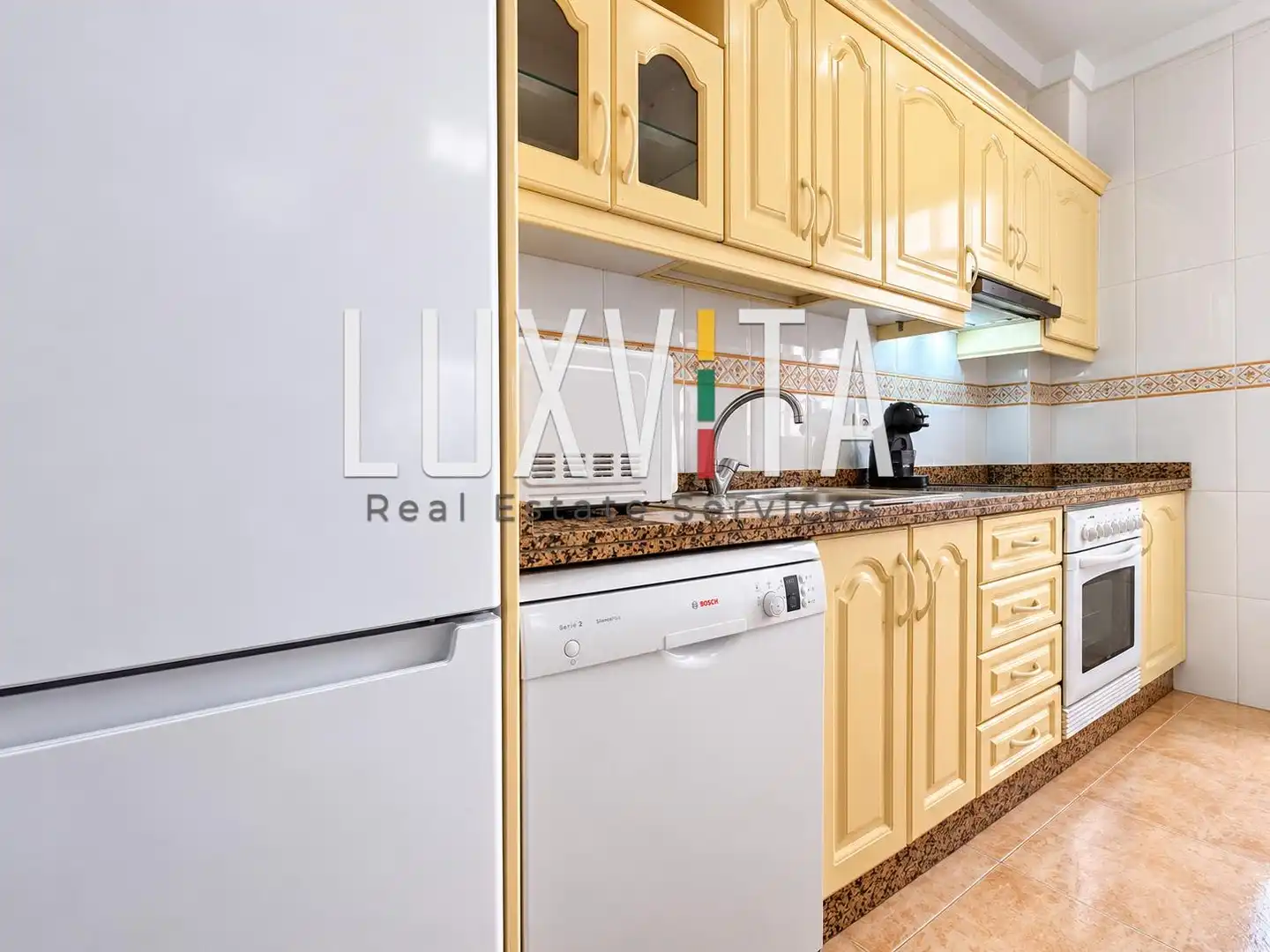 Kitchen of Flat for sale in Las Rosas
