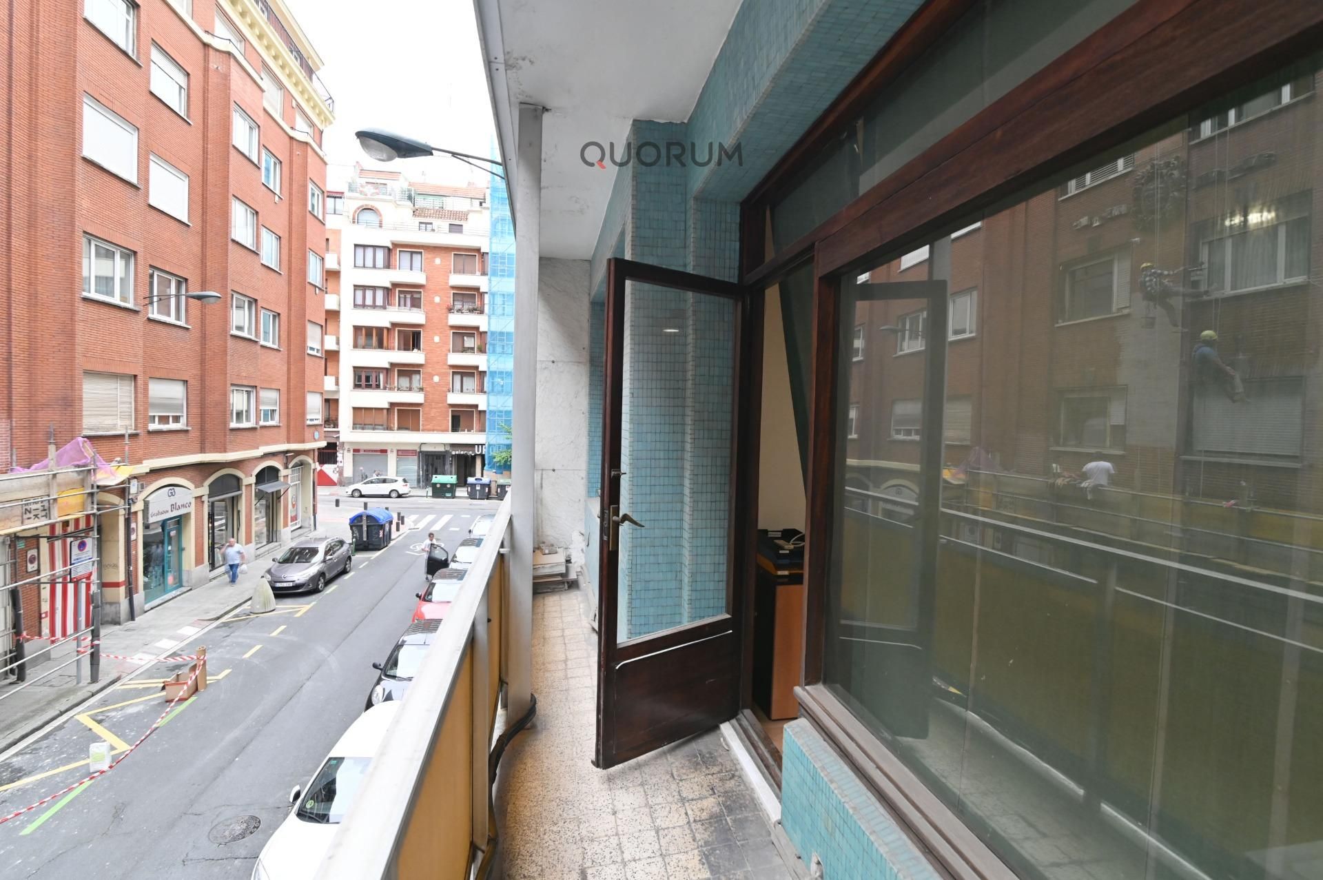 Exterior view of Flat for sale in Bilbao   with Air Conditioner, Heating and Storage room