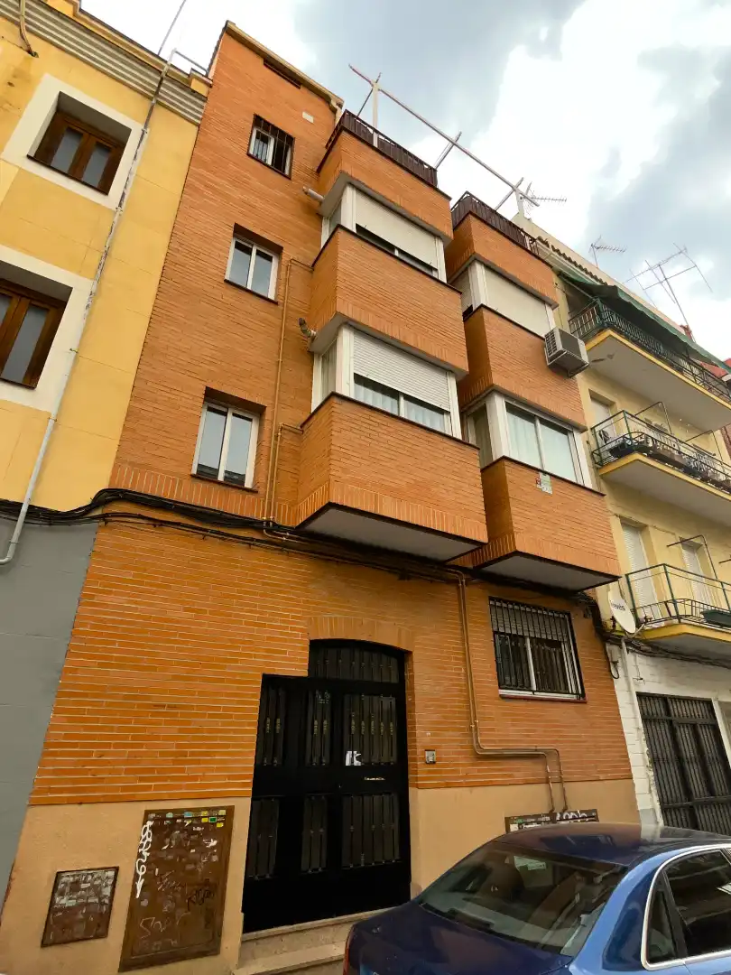 Außenansicht von Wohnung zum Verkauf in Madrid mit Klimaanlage, Heizung und Abstellraum