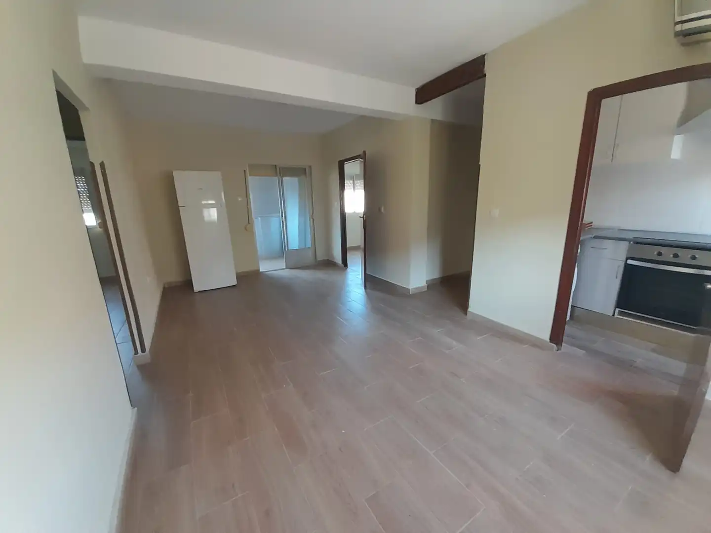 Flat for sale in PAU 2-600