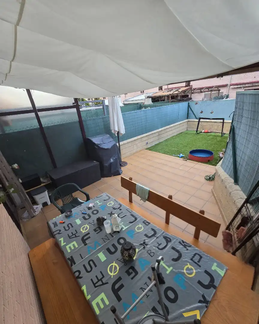 Terraza de Casa adosada en venta en Burgos con Calefacción, Jardín privado y Terraza