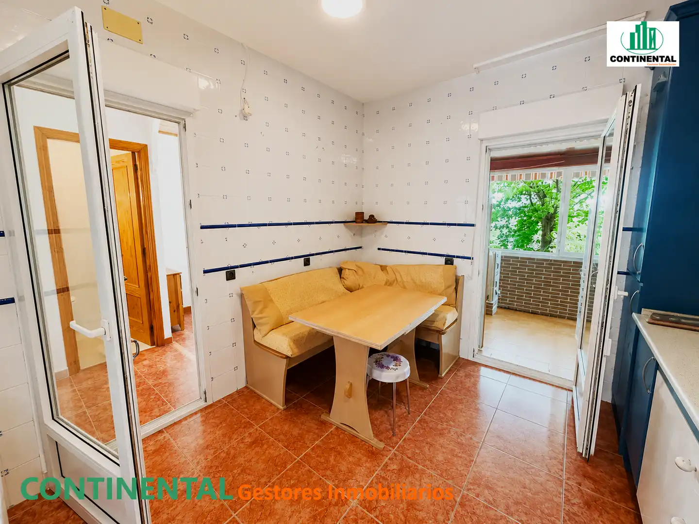 Cuina de Casa o xalet en venda en Galapagar amb Calefacció, Jardí privat i Terrassa