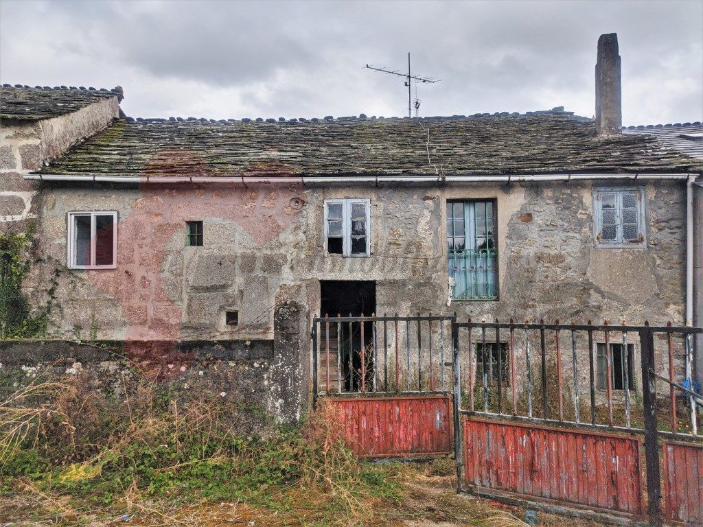 Casa o xalet en venda a O Corgo