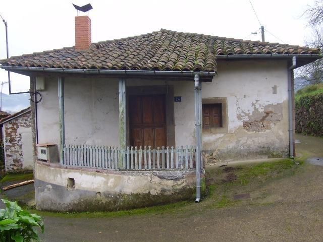 Vista exterior de Casa o xalet en venda en Candamo amb Terrassa