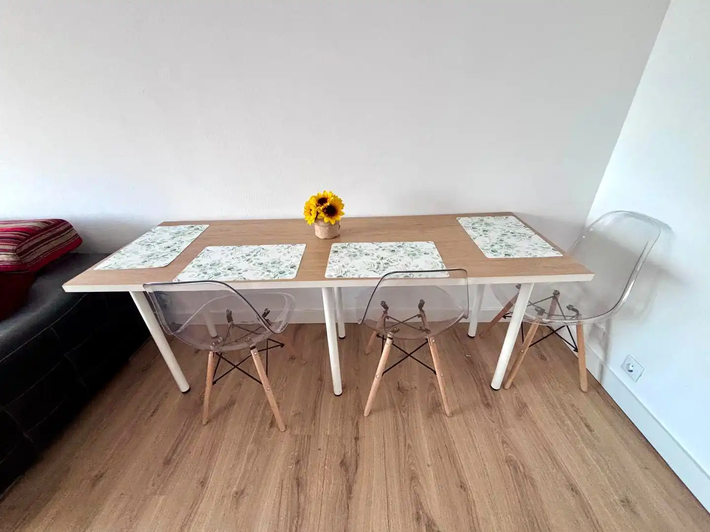 Comedor de Piso en venta en Gijón  con Calefacción, Parquet y Trastero