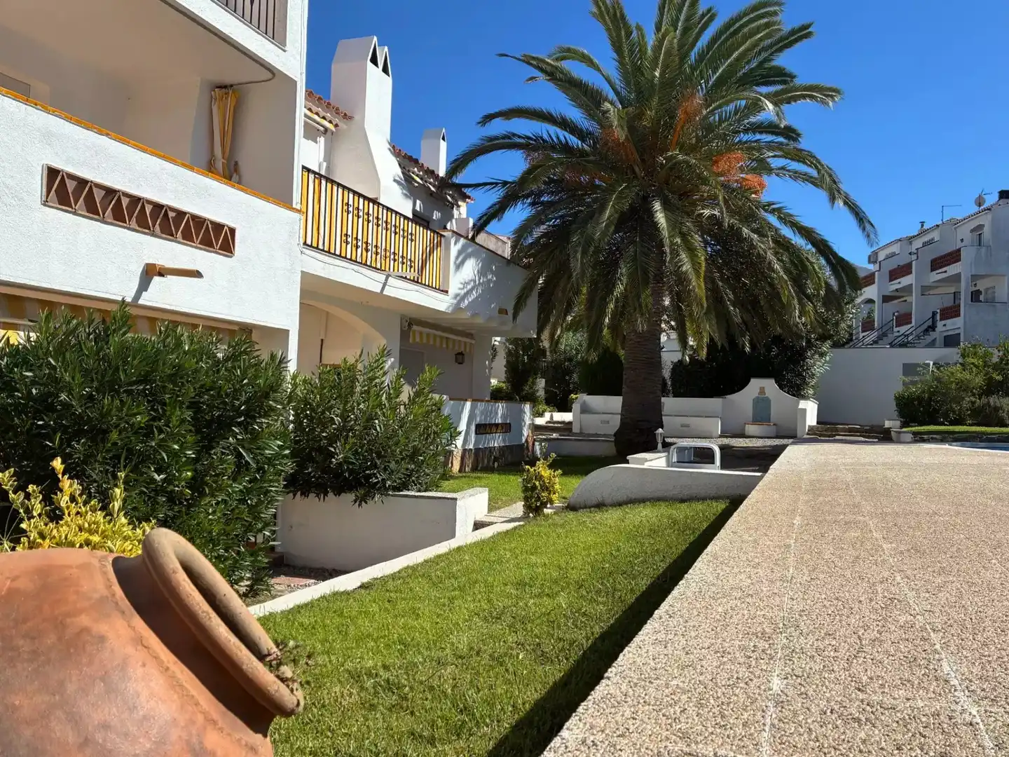 Vista exterior de Apartamento en venta en Roses con Aire acondicionado, Calefacción y Terraza