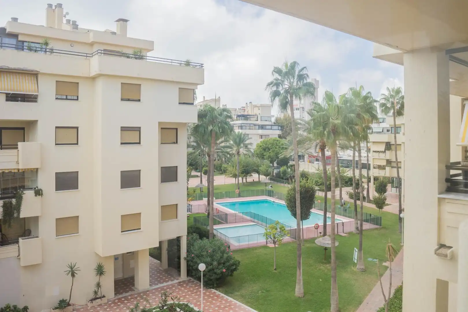 Apartament amb piscina en venda a Calle de Salvador Allende, imagen 31