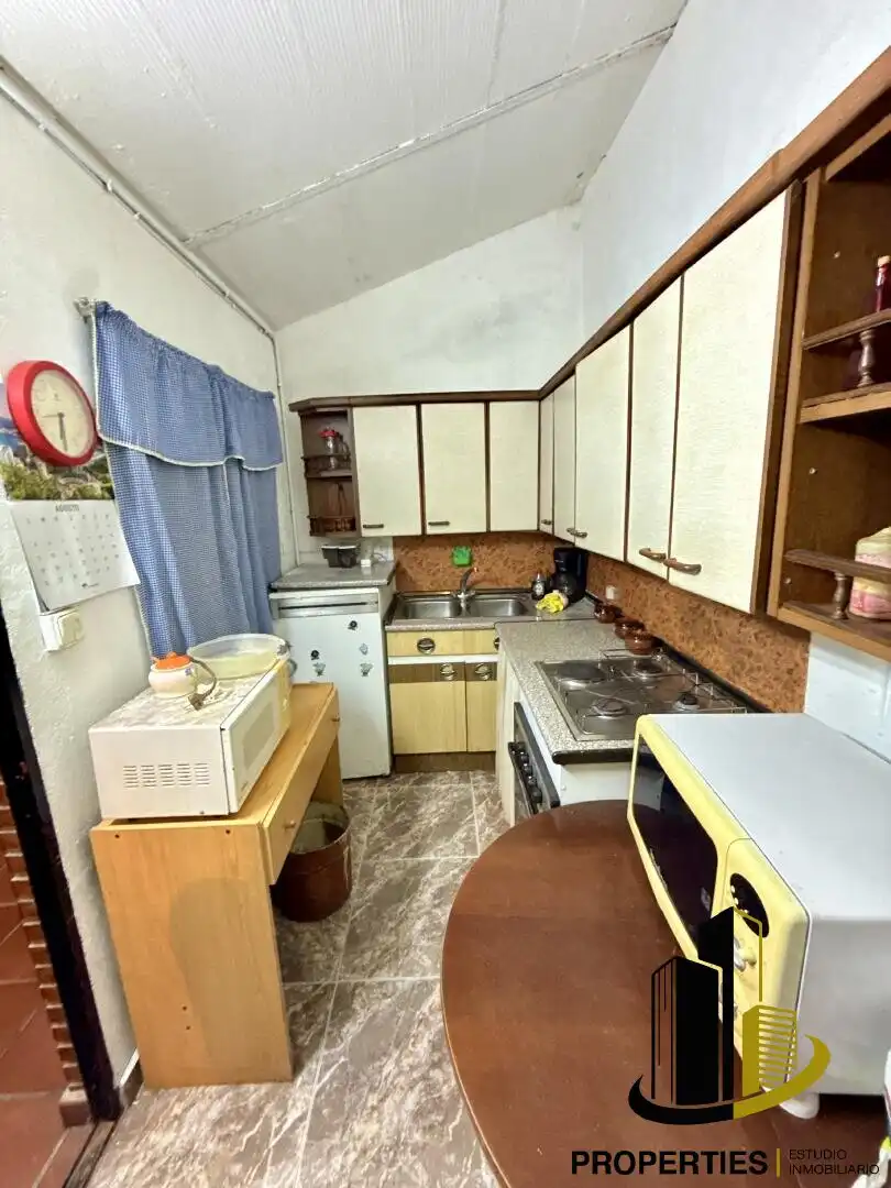 Kitchen of Houses for sale in Fuentes de Béjar