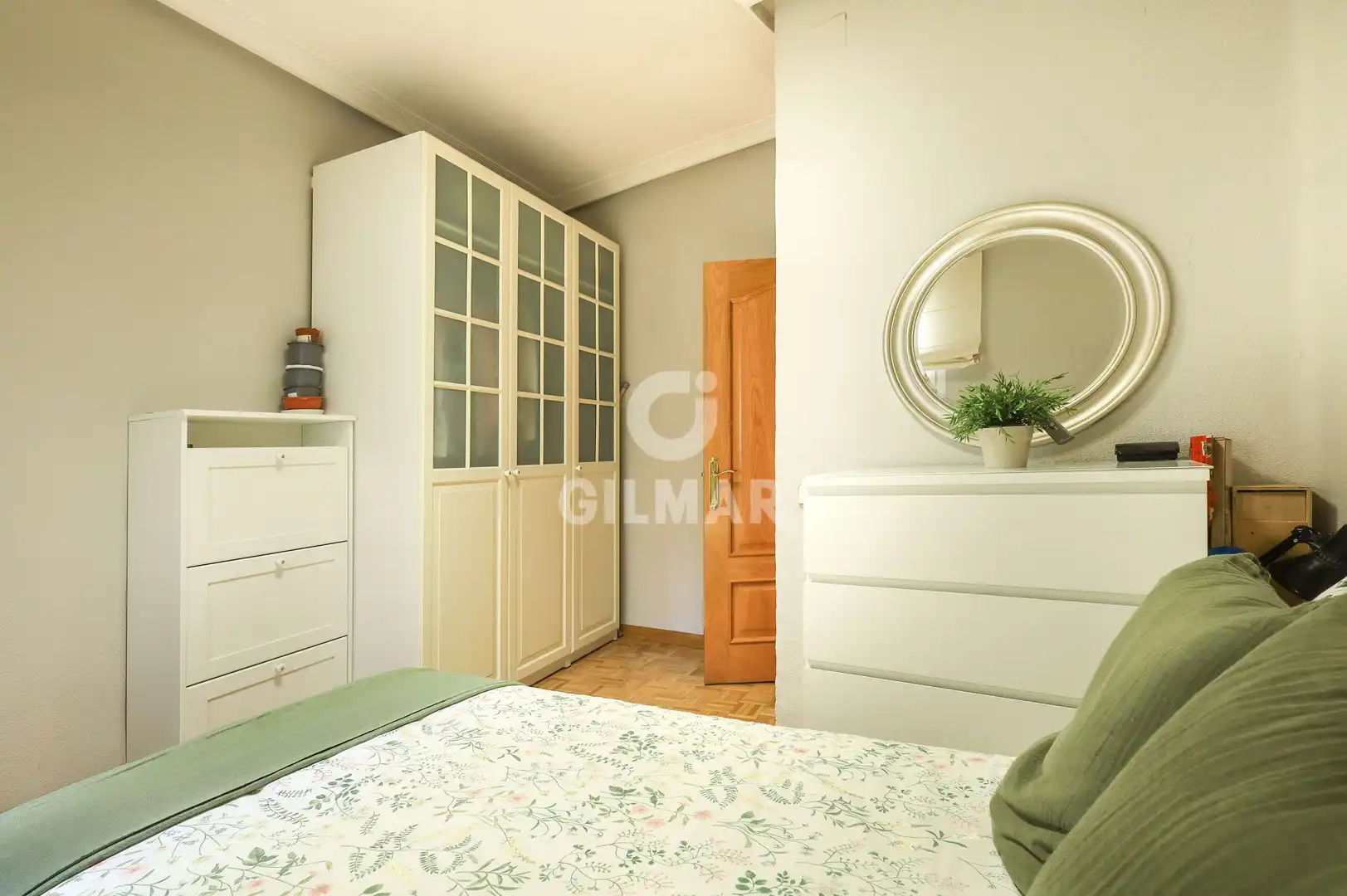 Habitación de Piso en venta en Madrid con Calefacción
