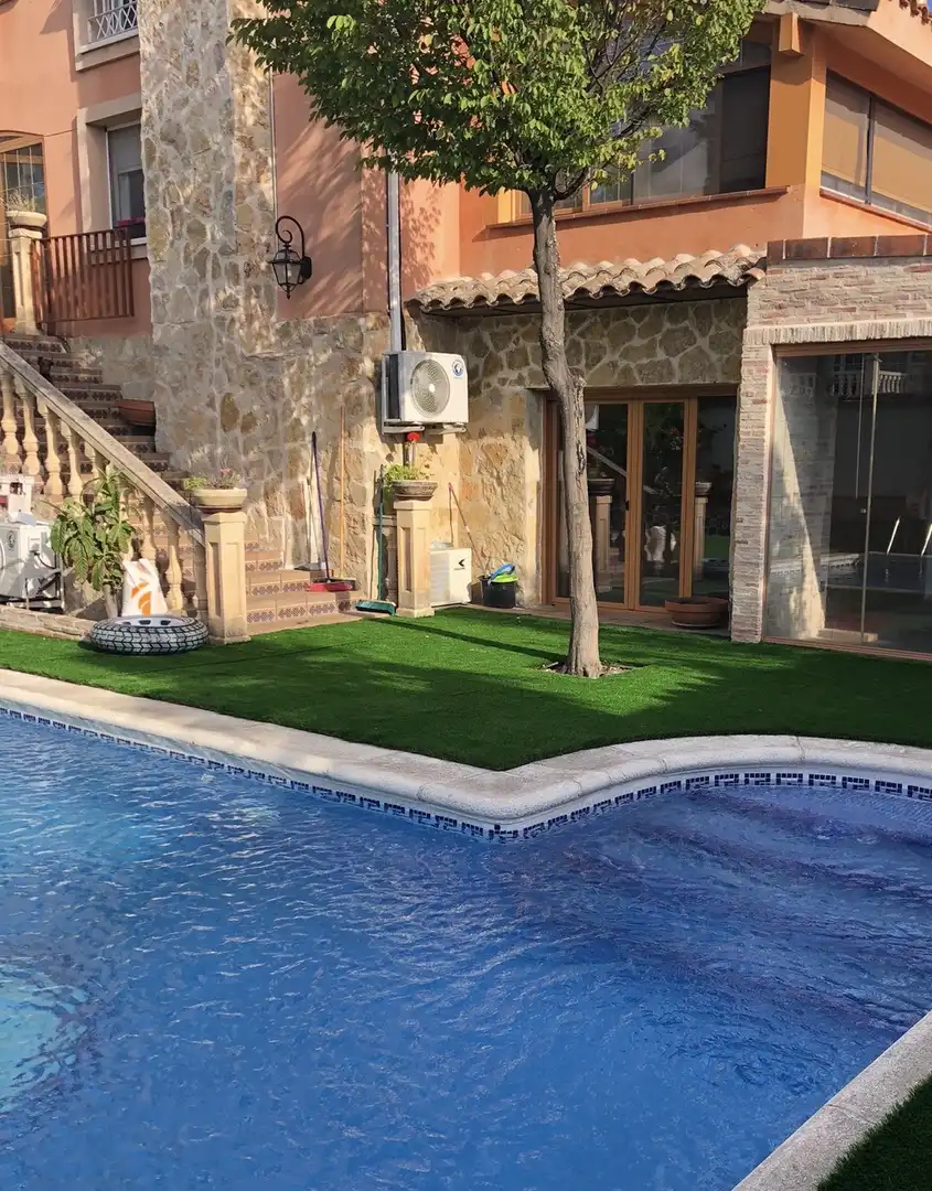 Piscina de Pis en venda en El Molar (Madrid) amb Aire condicionat, Jardí privat i Parquet