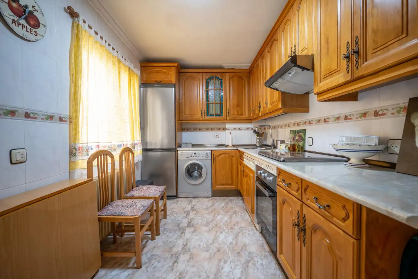 Cuina de Pis en venda en Ávila amb Calefacció, Parquet i Traster