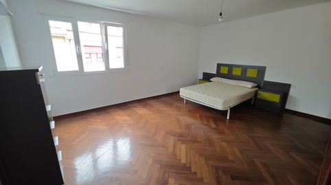 Foto 3 de Piso en venta en Praza Do Campo Feira, 21, Ordes, A Coruña