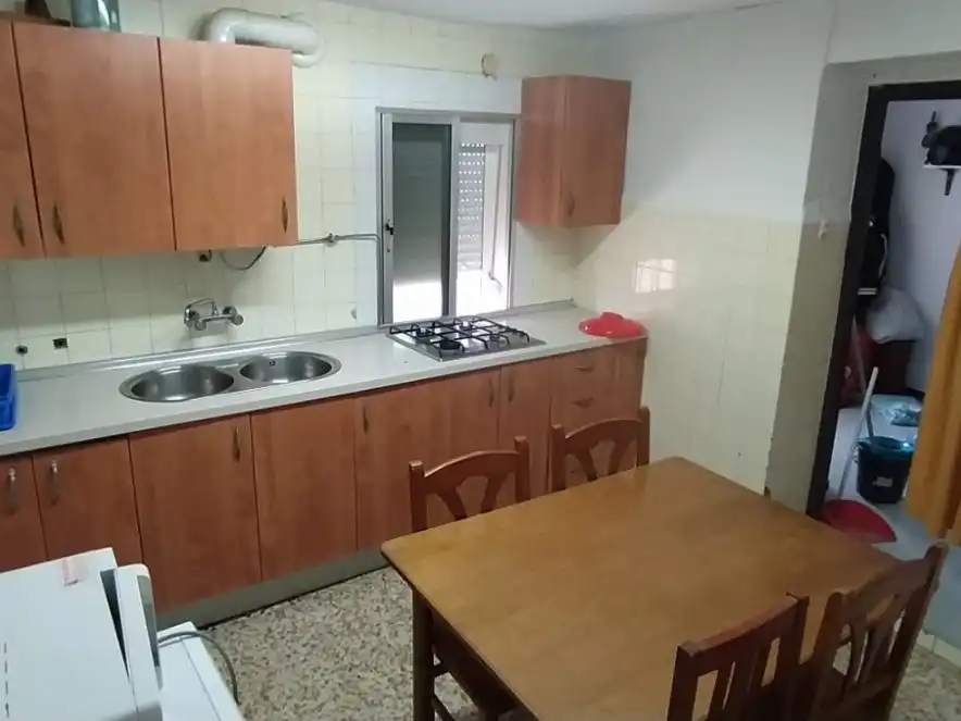 Cuina de Casa o xalet en venda en Casco antiguo - Convento - Caldereto
