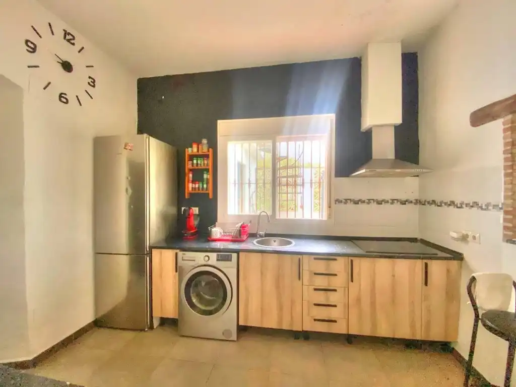 Houses for sale in Benajarafe