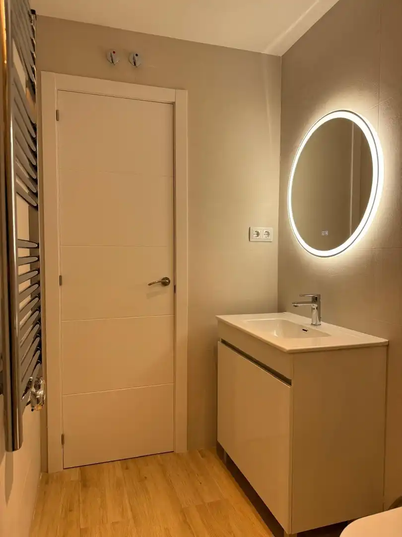 Baño de Piso en venta en Madrid con Aire acondicionado, Calefacción y Domótica