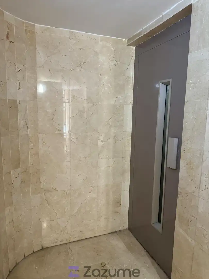 Bathroom of Flat for rent in Zaragoza  with Air Conditioner, Heating and Parquet flooring