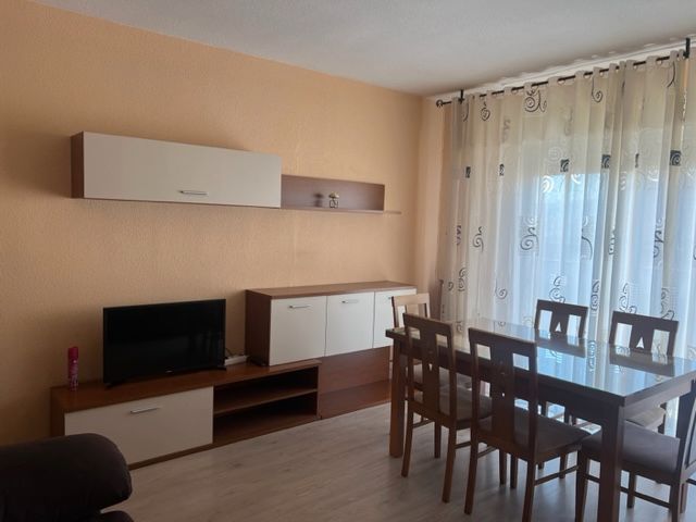 Living room of Flat to rent in Puertollano  with Air Conditioner, Furnished and Oven