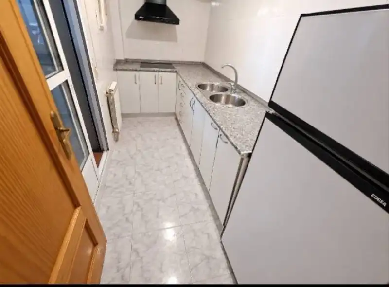 Chalet con terraza en venta en Miralvalle - Av. Virgen del Puerto - La Data, imagen 4