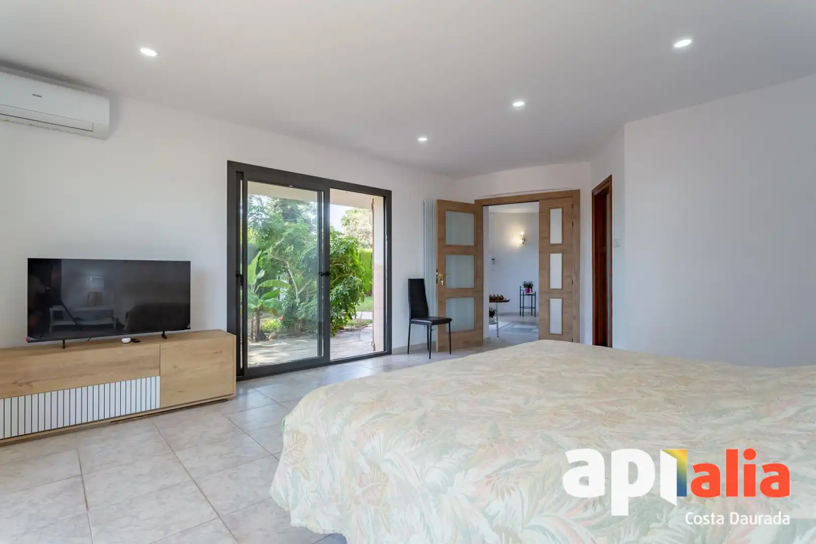 Dormitori de Casa o xalet en venda en Salou amb Calefacció, Jardí privat i Terrassa