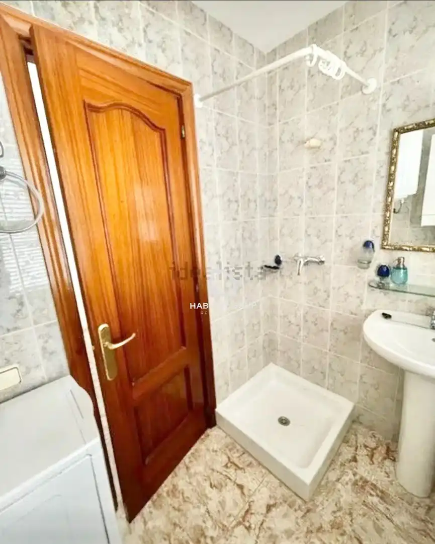 Baño de Casa adosada en venta en Maó - Mahón con Aire acondicionado, Calefacción y Jardín privado