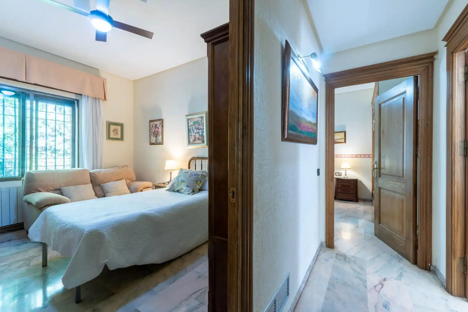 Dormitori de Casa o xalet en venda en Córdoba amb Aire condicionat, Calefacció i Jardí privat
