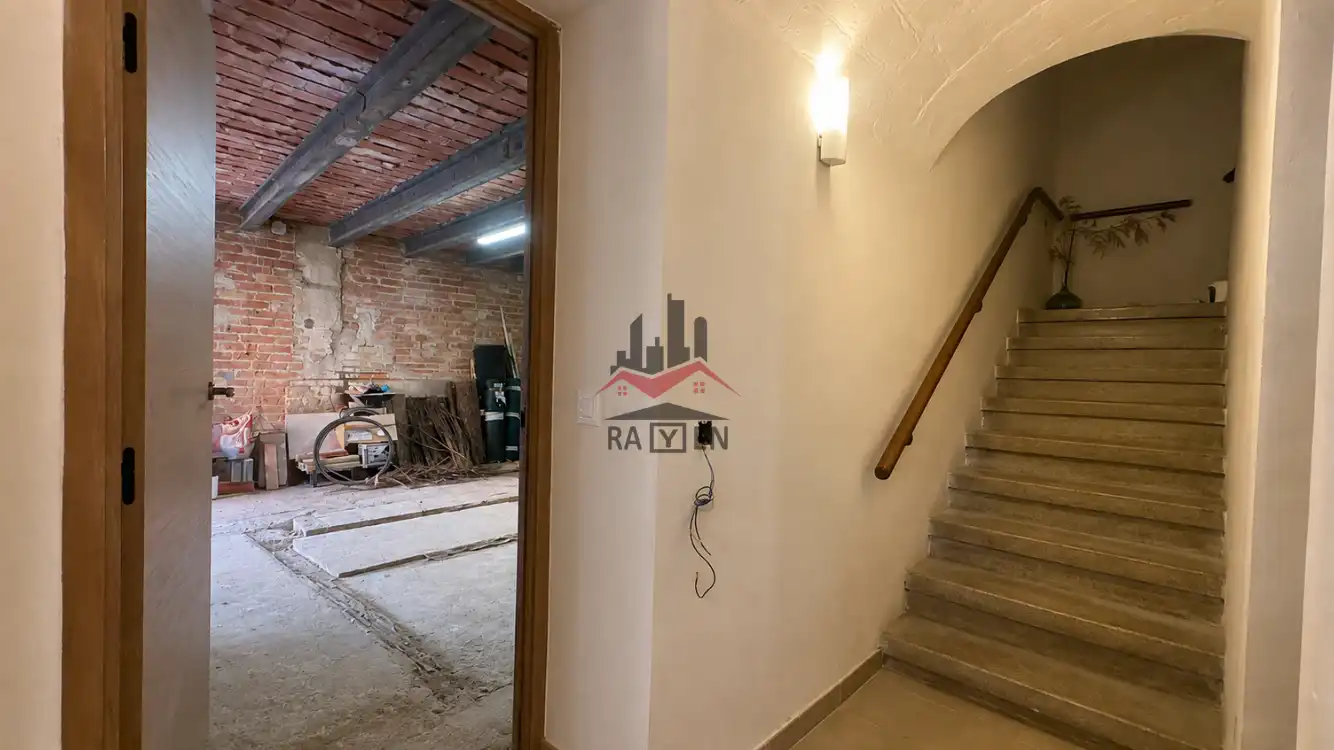 Casa adosada en venda en Riumors