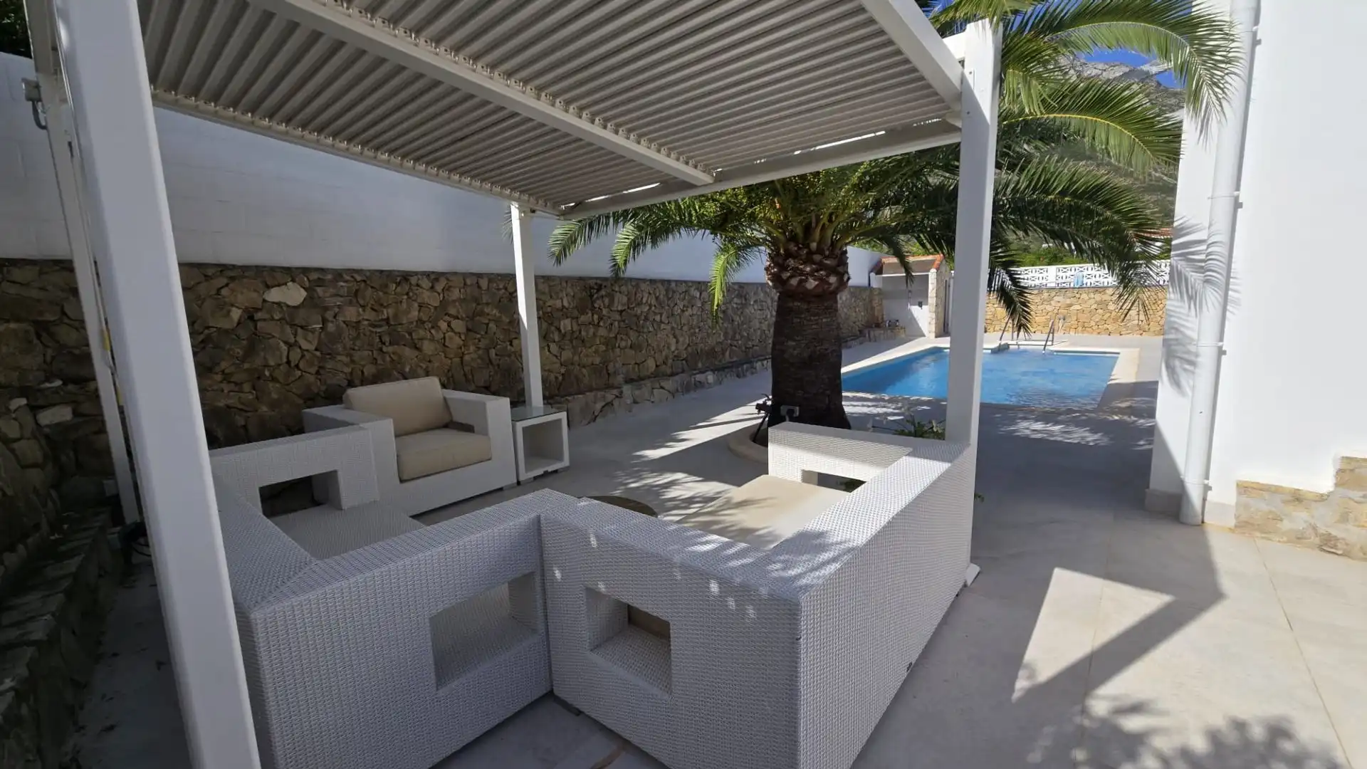 Terrassa de Casa o xalet en venda en Dénia amb Aire condicionat, Calefacció i Jardí privat