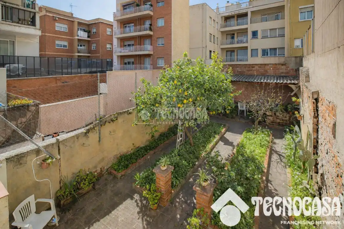 Jardí de Casa o xalet en venda en Barcelona amb Jardí privat i Terrassa