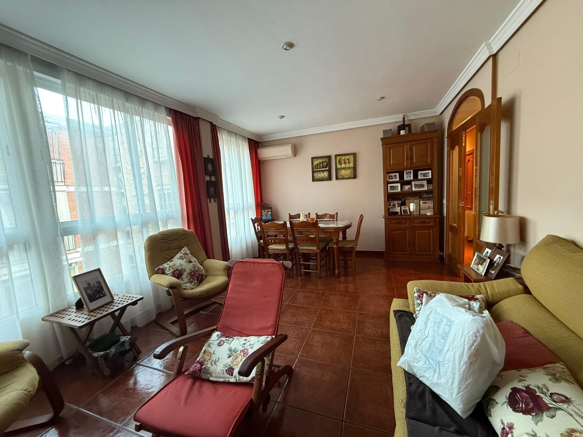 Sala d'estar de Pis en venda en Cáceres Capital