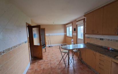 Cuina de Casa o xalet en venda en Cerceda amb Jardí privat