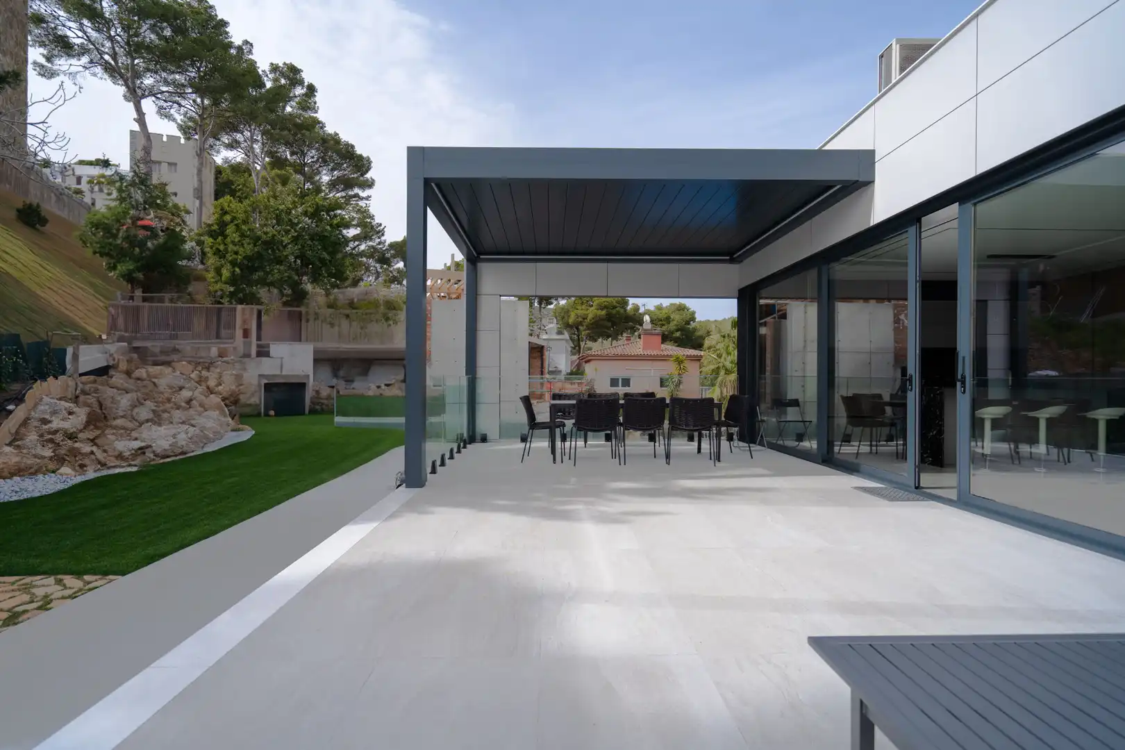 Houses for sale in Carrer de la Noguera, Montmar