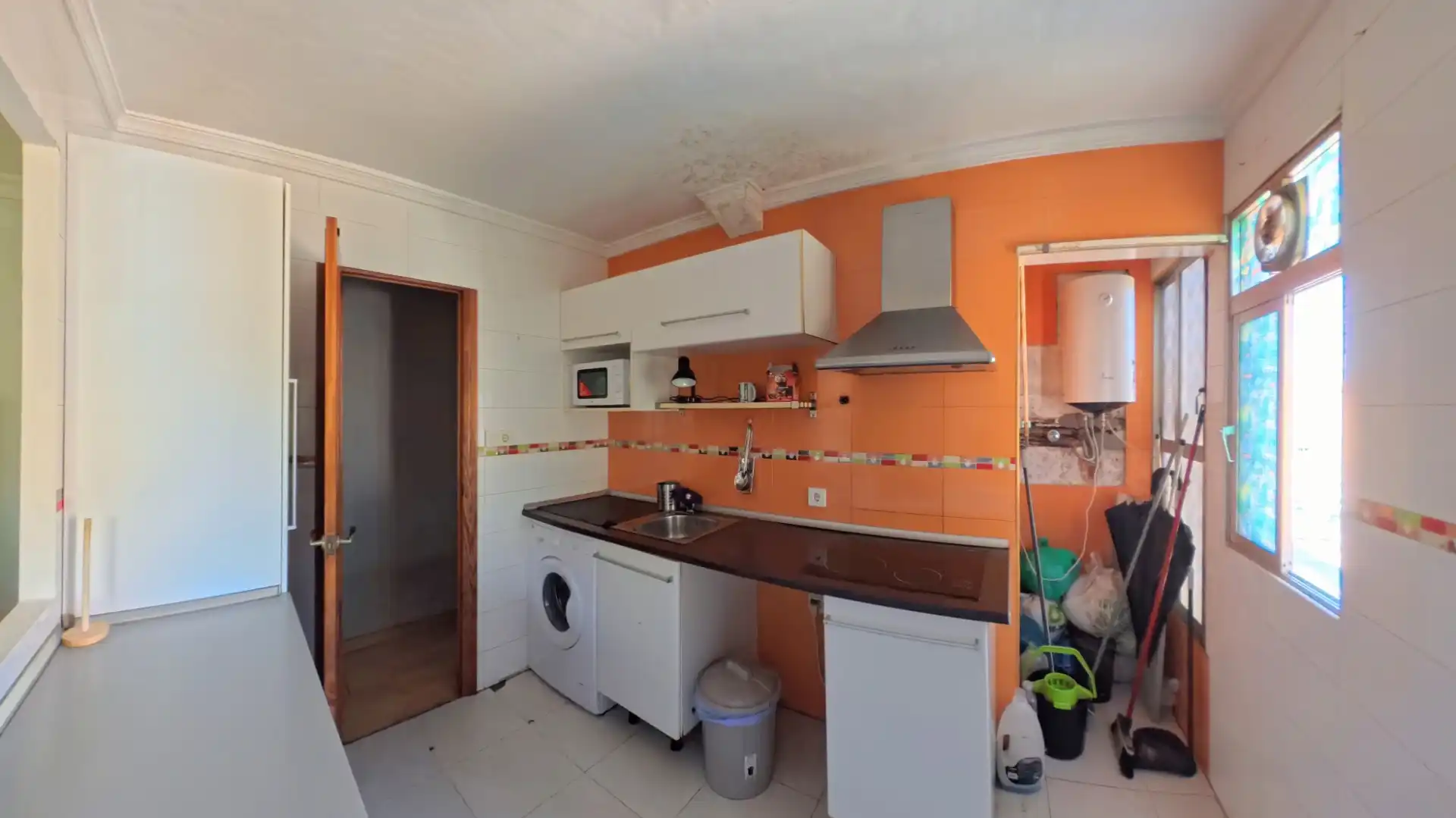 Cocina de Piso en venta en Sevilla con Aire acondicionado, Amueblado y Lavadora
