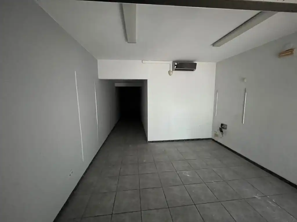 Edificio en venta en Col.legis Nous