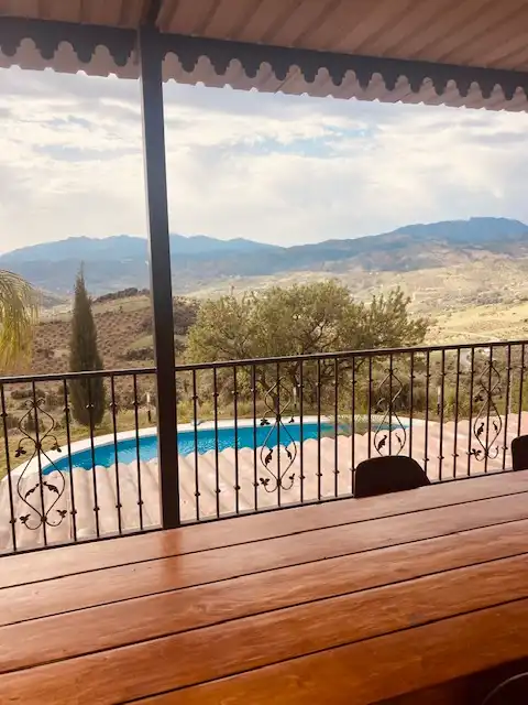 Inmuebles singulares con piscina en venta en Alozaina, imagen 40