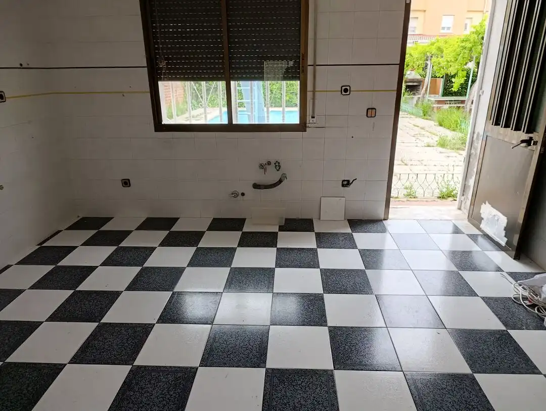 Cocina de Casa o chalet en venta en Carranque con Calefacción, Jardín privado y Trastero