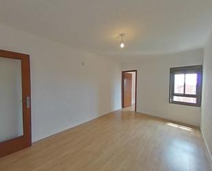 Living room of Attic for sale in  Barcelona Capital  with Oven and Jacuzzi