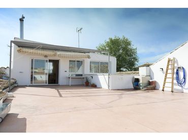 Casa en venta en Calle Blas Tello
