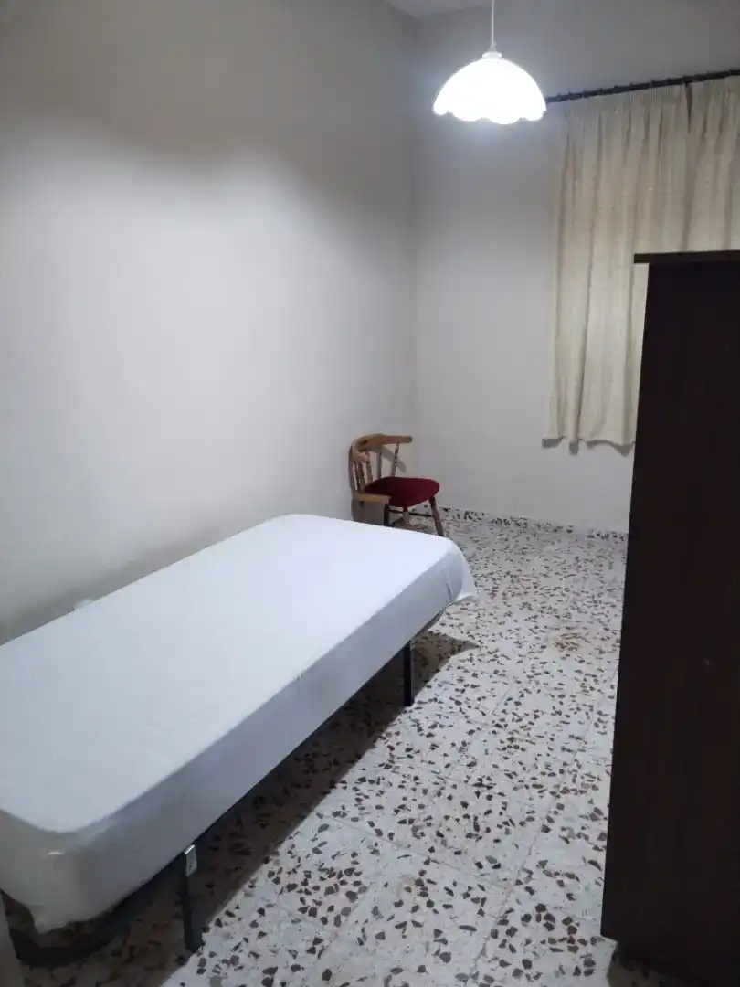 Dormitori de Casa o xalet en venda en Puente Genil amb Aire condicionat