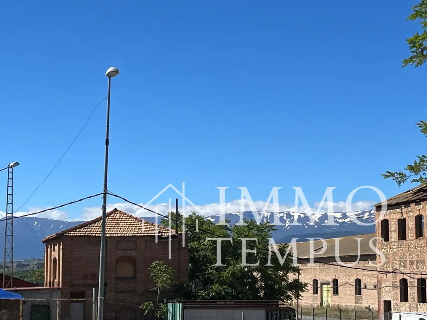 Vista exterior de Residencial en venda en Benalúa