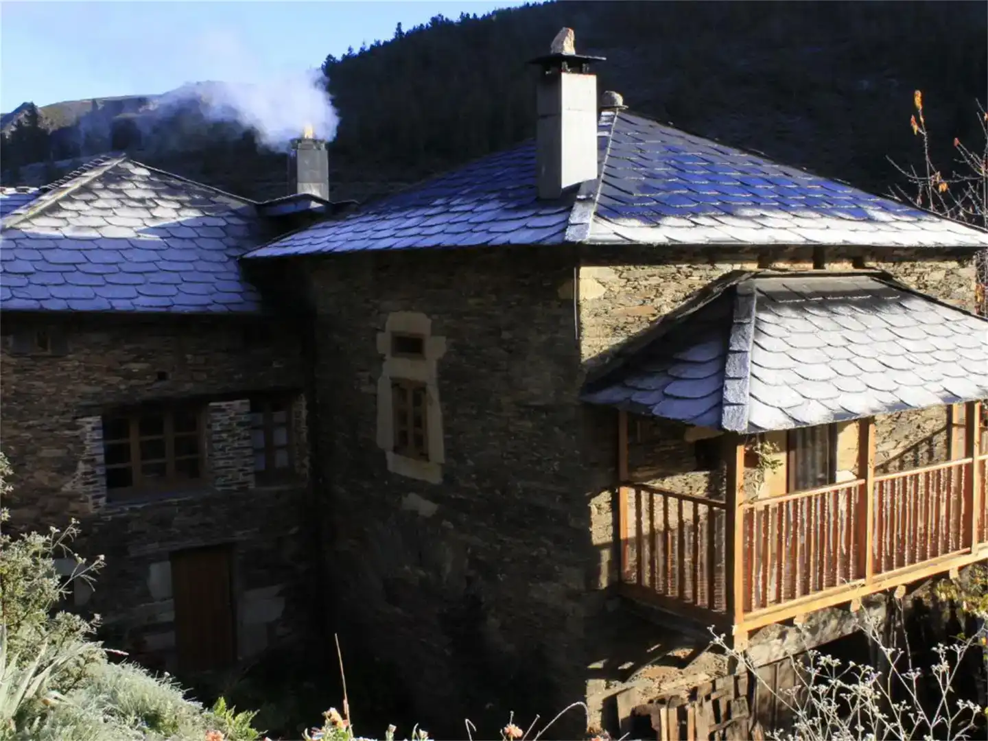 Vista exterior de Casa o xalet en venda en Santa Eulalia de Oscos