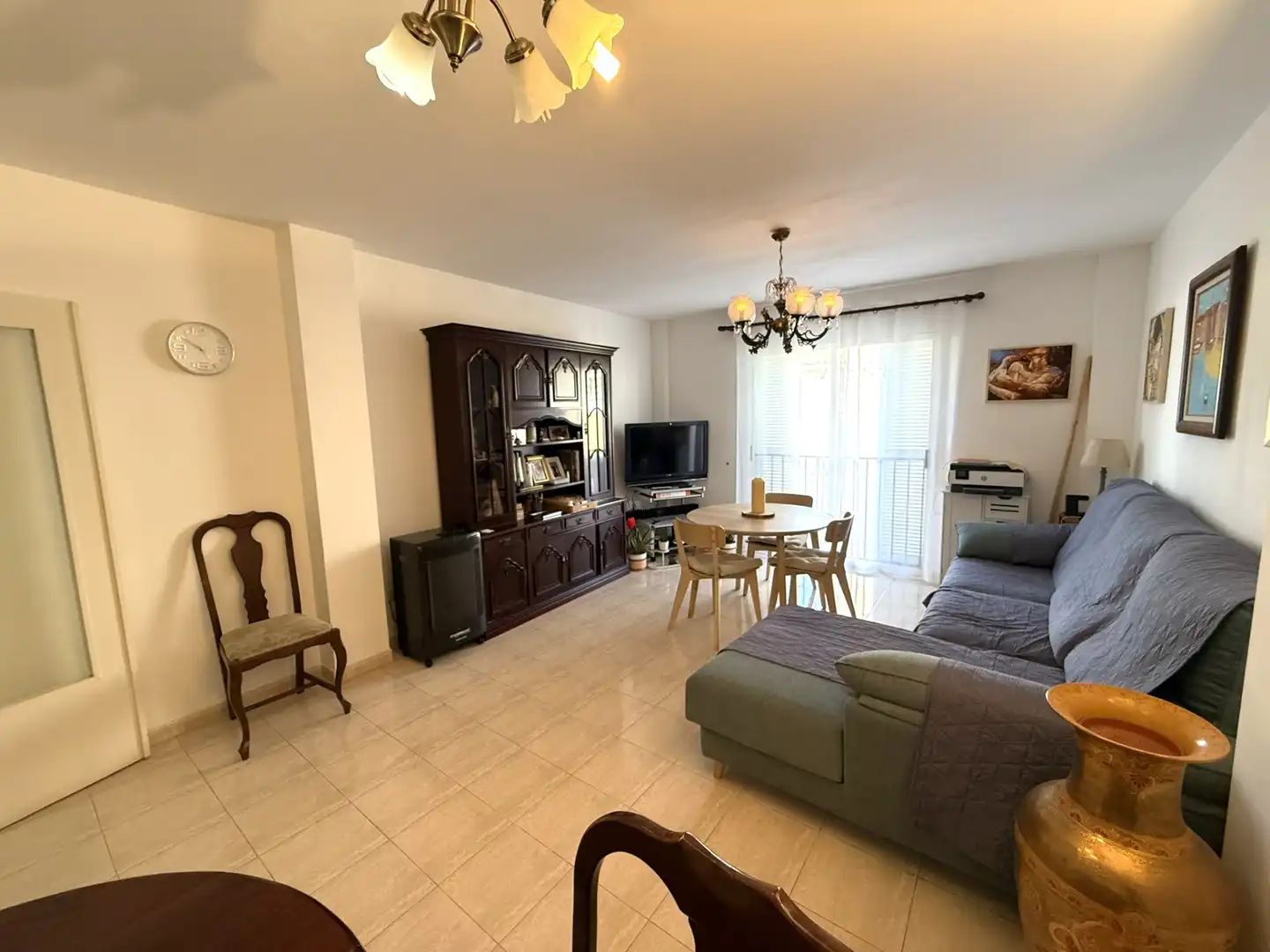 Wohnzimmer von Erdgeschoss zum Verkauf in Muro mit Abstellraum und Ofen