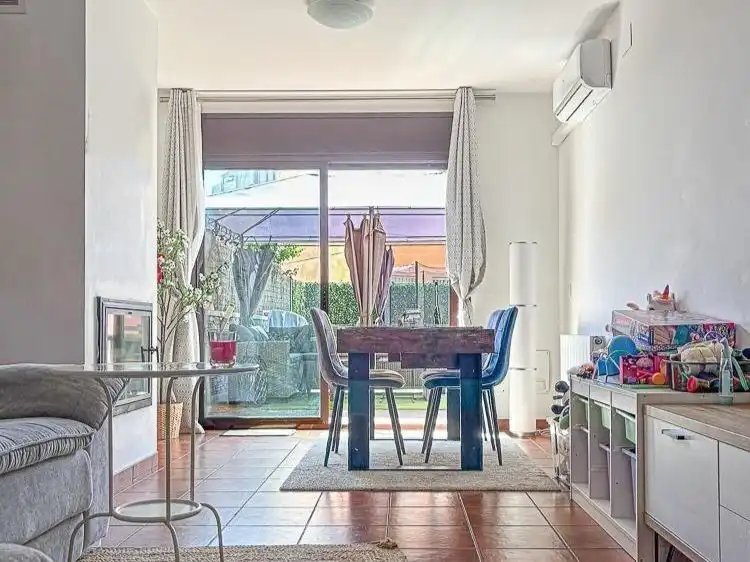 Dining room of Houses for sale in Olivella  with Air Conditioner, Terrace and Balcony
