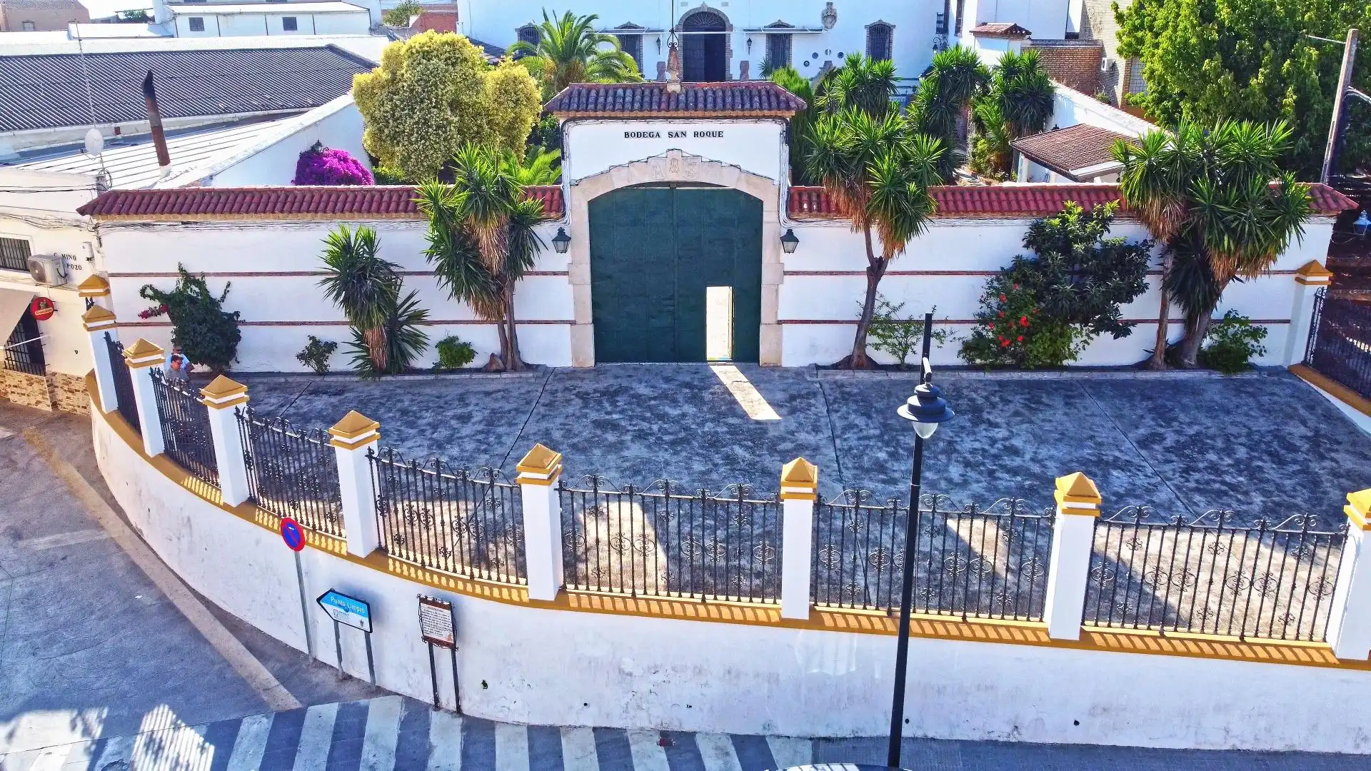Vista exterior de Nave industrial en venta en Aguilar de la Frontera