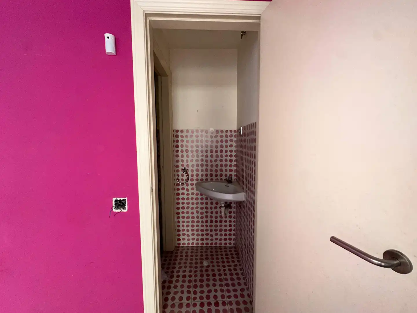 Badezimmer von Geschaftsraum zum Verkauf in Gelida