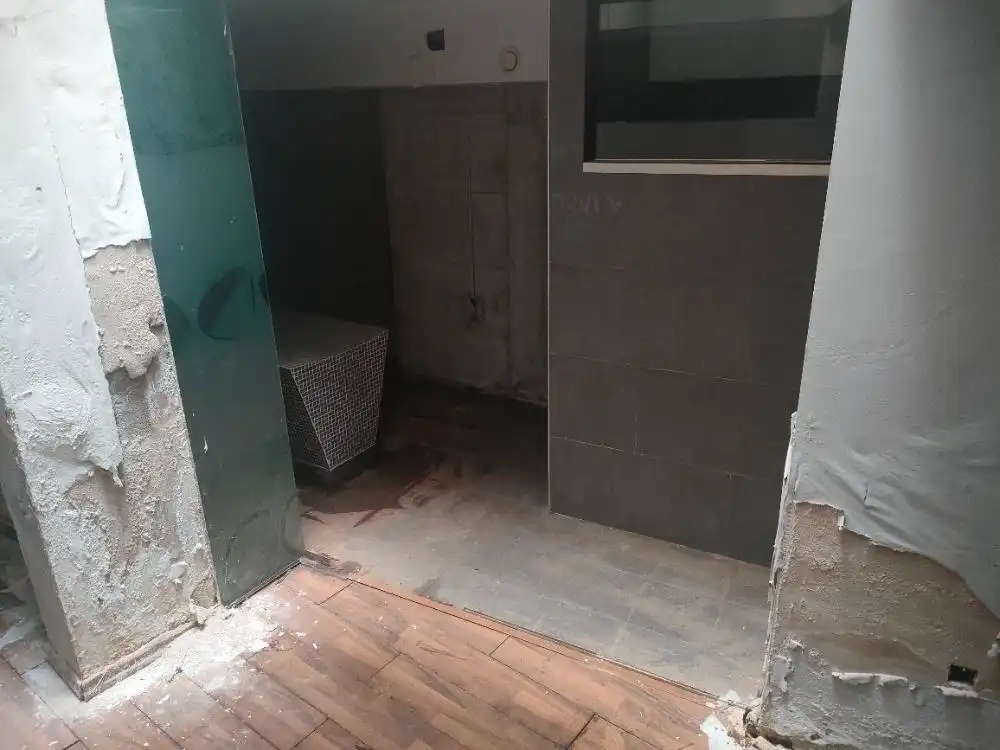 Bany de Casa o xalet en venda en Villanueva de la Reina amb Terrassa i Piscina