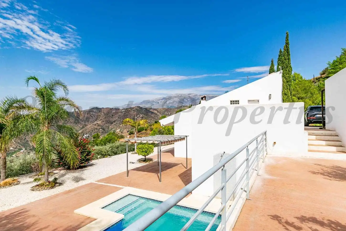 Casa amb piscina en venda a Sayalonga, imagen 9