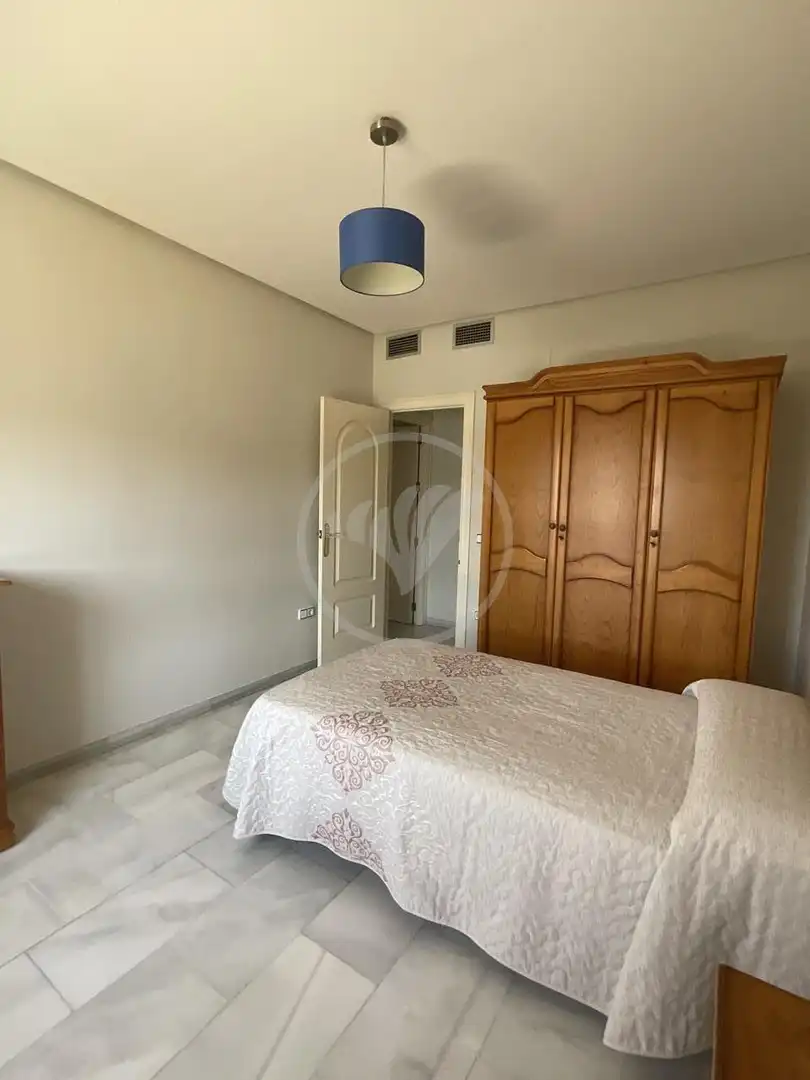 Schlafzimmer von Wohnung zur Miete in Linares mit Klimaanlage, Terrasse und Möbliert