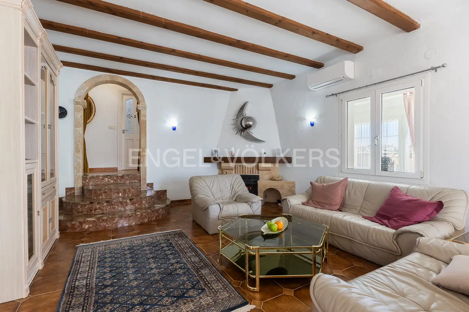 Sala de estar de Finca rústica en venta en Els Poblets con Aire acondicionado, Calefacción y Jardín privado