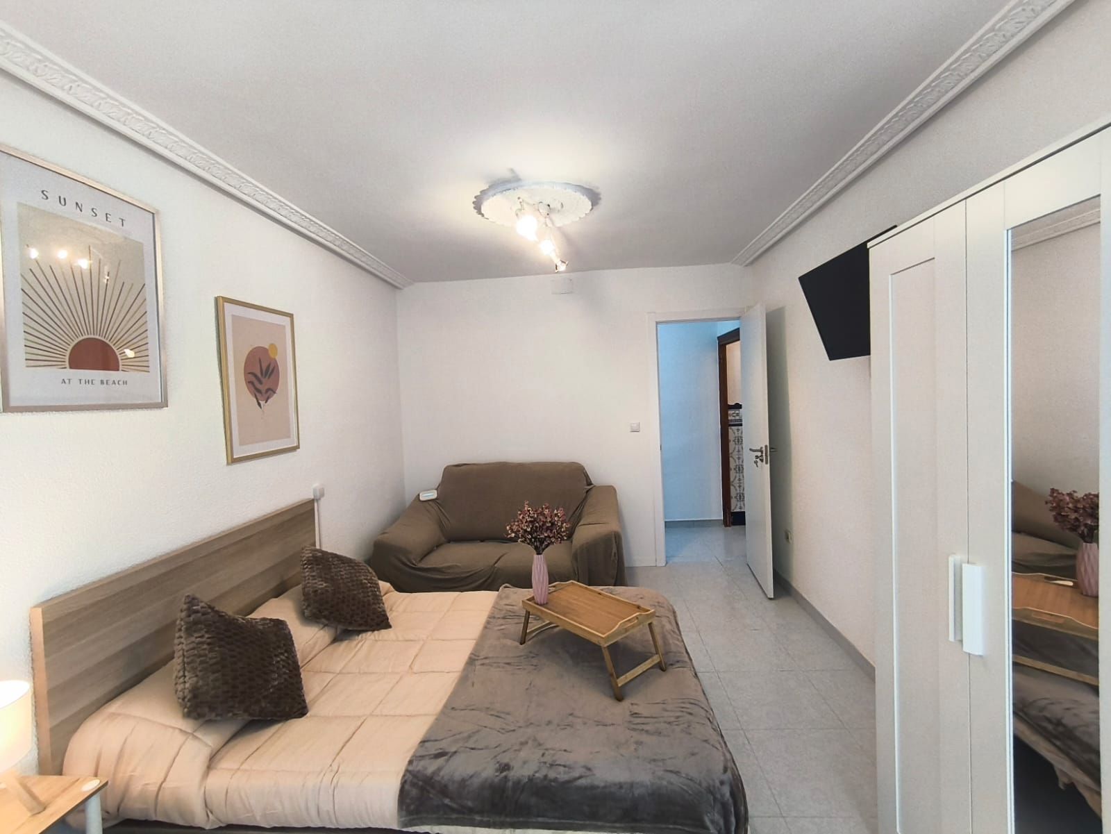 Bedroom of Flat to share in Alcalá de Henares  with Air Conditioner, Heating and Terrace